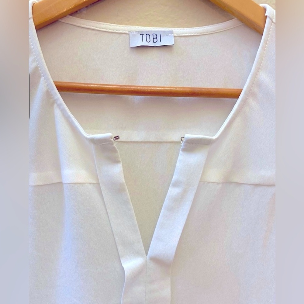 š¤TOBI white sheer blouse top NWOTš¤size S - Picture 4 of 7